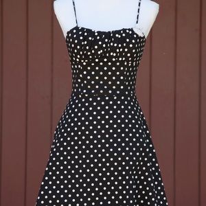 Fit and flare 50’s inspired dress